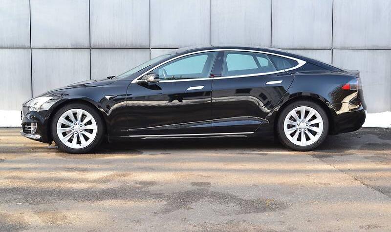 Tesla Model S 75D 2017