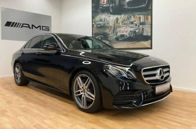 Mercedes-Benz E 220 AMG 2020