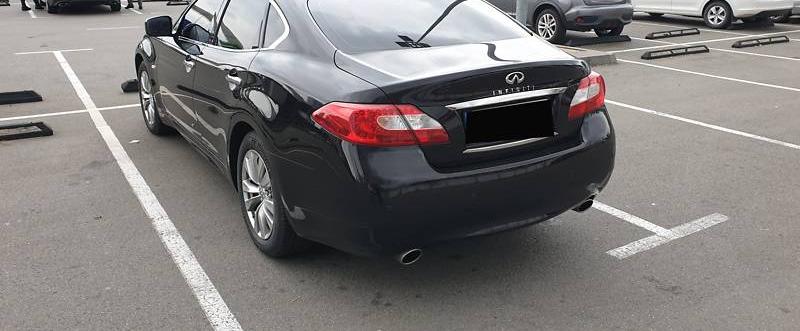 Infiniti M25 Elite 2012