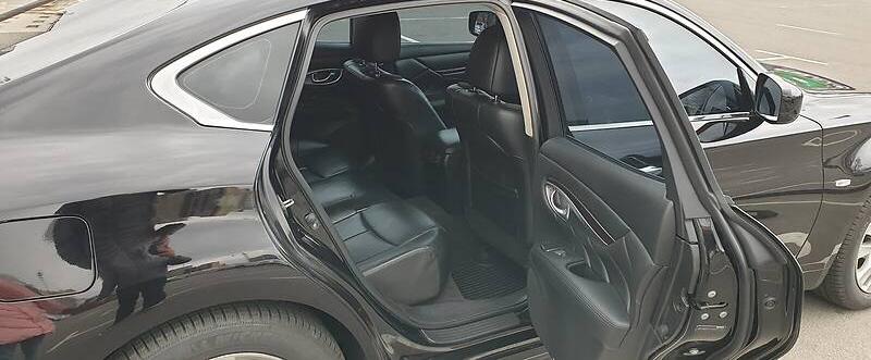 Infiniti M25 Elite 2012