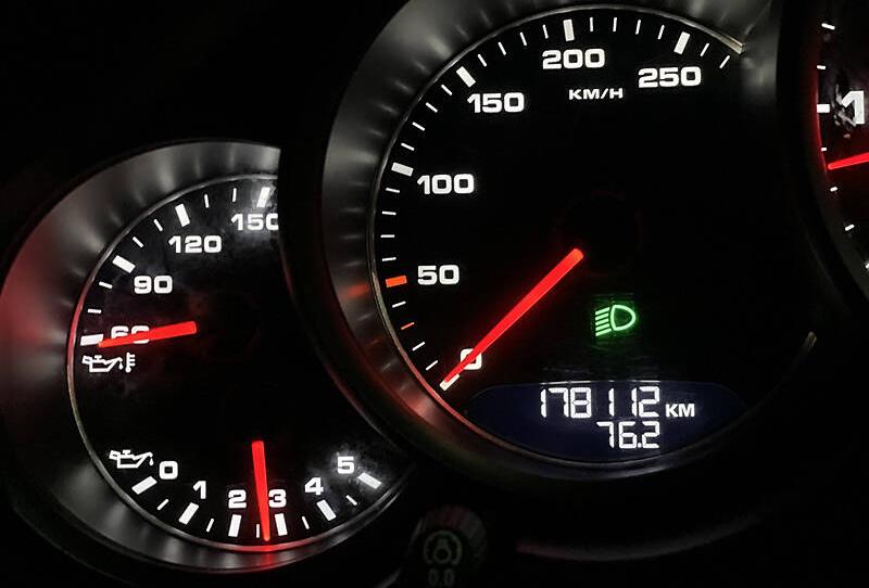 Porsche Cayenne PNEVMO 2013
