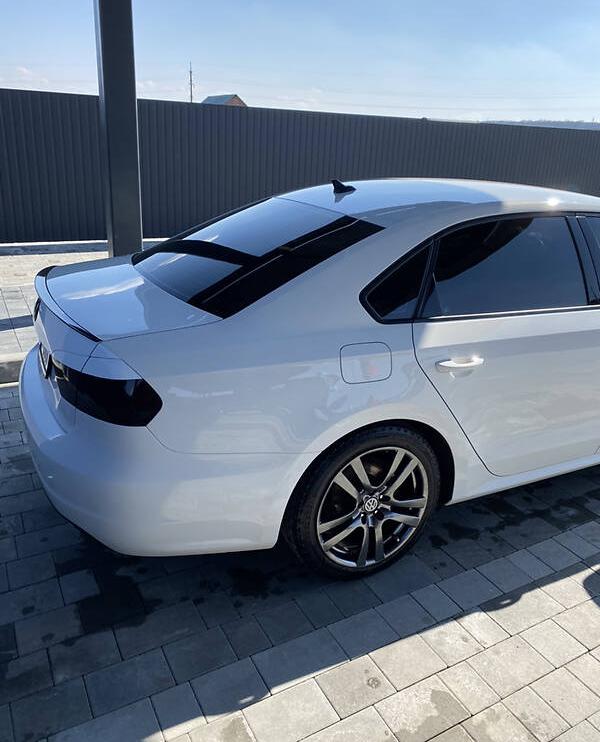 Volkswagen Passat B7 2013