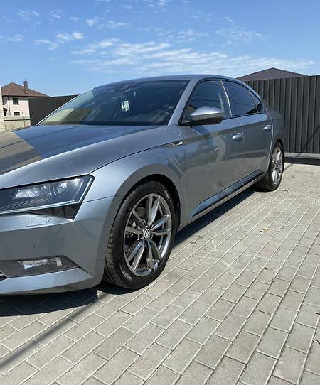 Skoda Superb Sport  2015