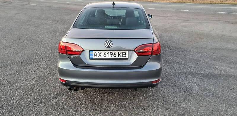 Volkswagen Jetta 2012