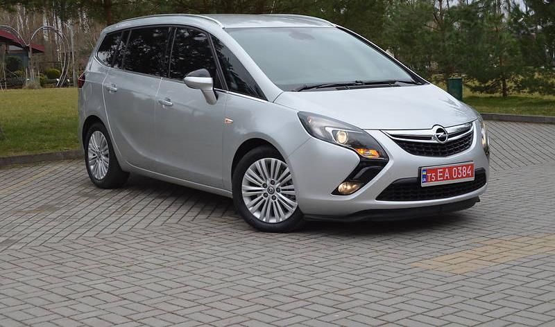 Opel Zafira Tourer 2016