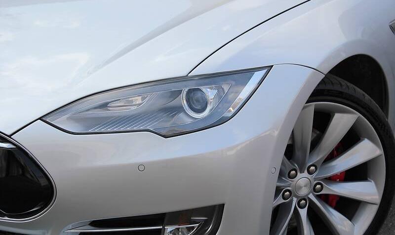 Tesla Model S P85D 2014