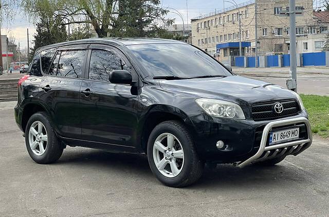 Toyota RAV4 official  2009