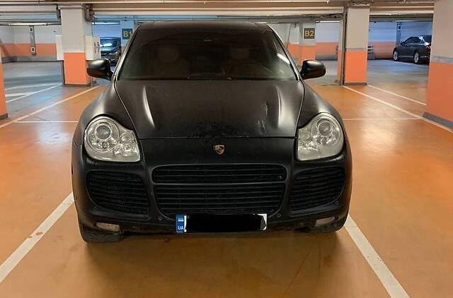 Porsche Cayenne 2003