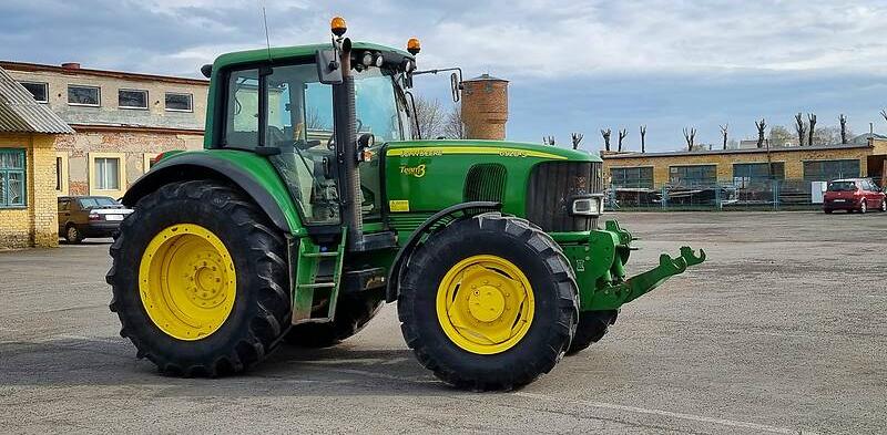 John Deere 6920 2004
