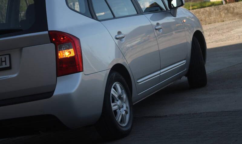 Kia Carens GAZ IDEAL 2008