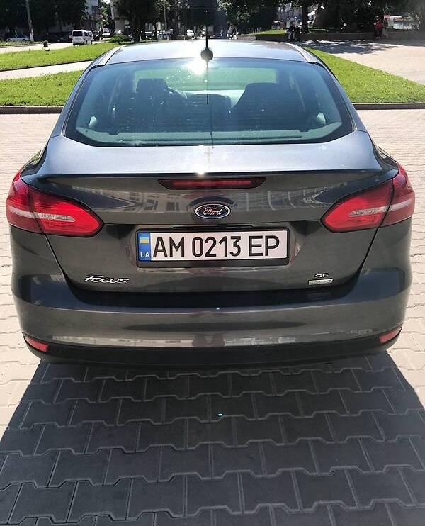 Ford Focus SE 2017