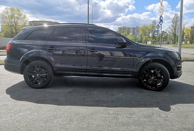 Audi Q7 2011
