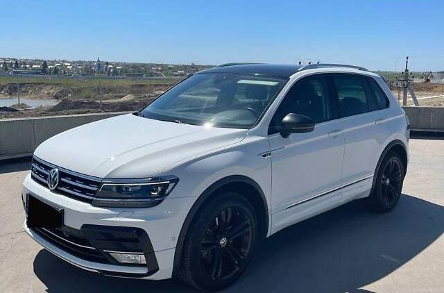 Volkswagen Tiguan R Line  2017