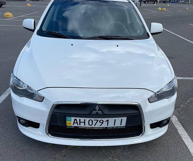 Mitsubishi Lancer X 2013
