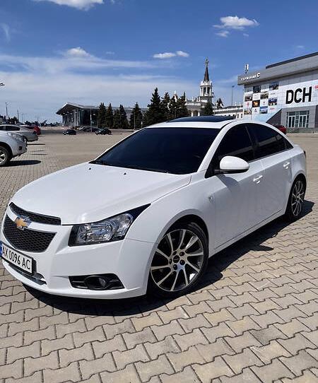 Chevrolet Cruze SportSline  2012