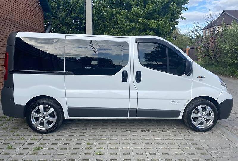 Renault Trafic пасс. 2013