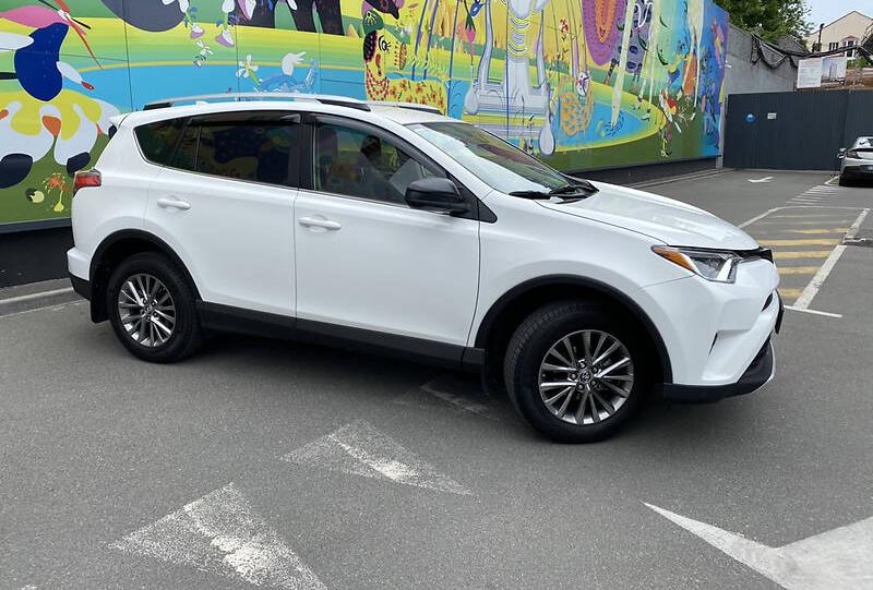 Toyota RAV4 AWD 2018