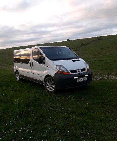 Renault Trafic пасс. 2006