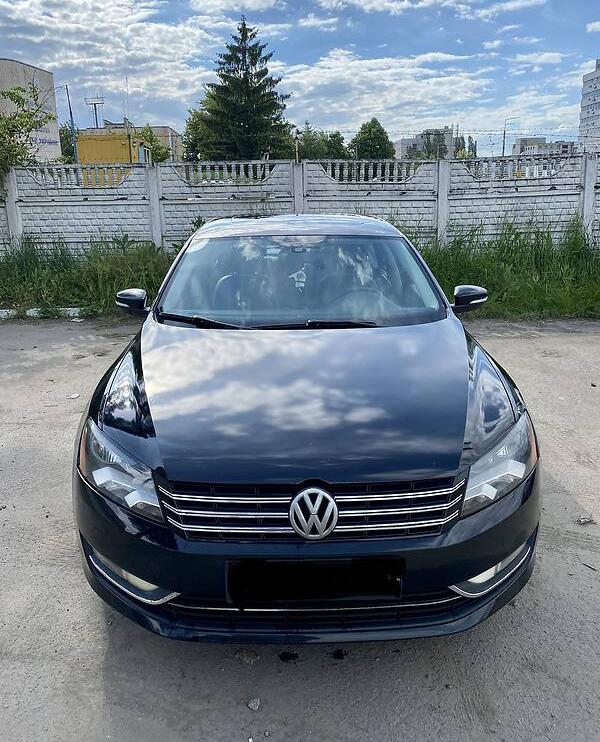 Volkswagen Passat B7 2012