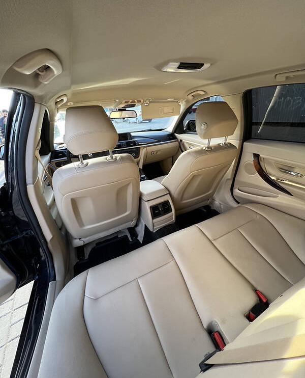 BMW 320 2015