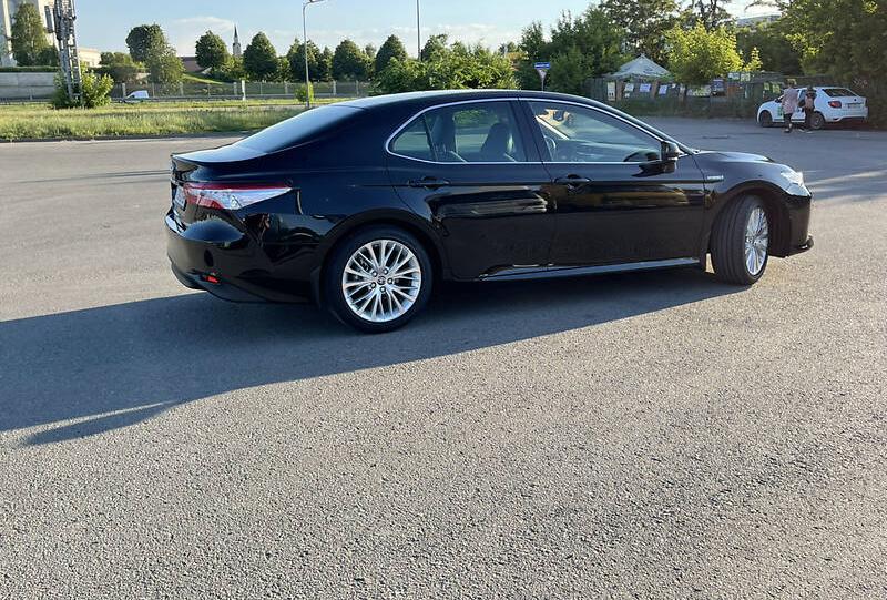 Toyota Camry PRESTIGE PLUS 2020