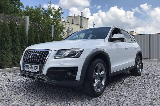 Audi Q5 Quattro Exclusive  2011
