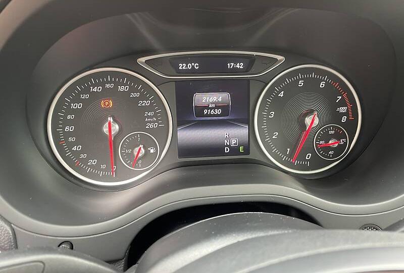 Mercedes-Benz B 250 2015