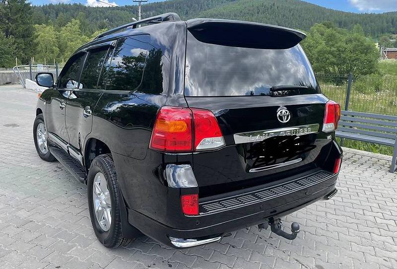 Toyota Land Cruiser 200 2008