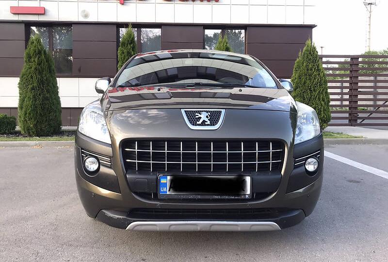 Peugeot 3008 2011