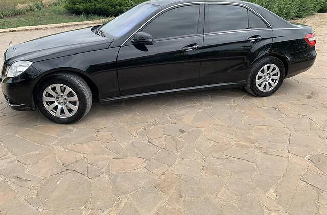 Mercedes-Benz E 200 2011