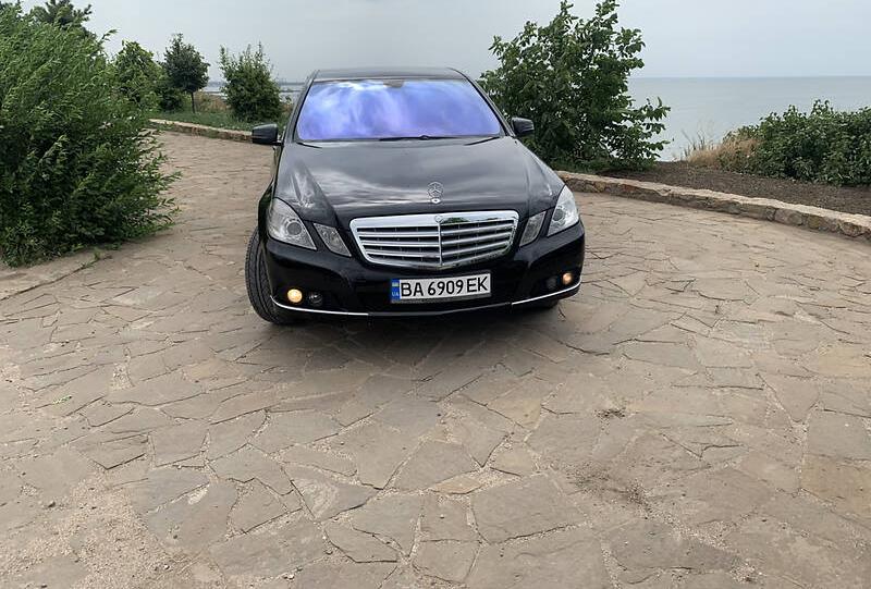 Mercedes-Benz E 200 2011