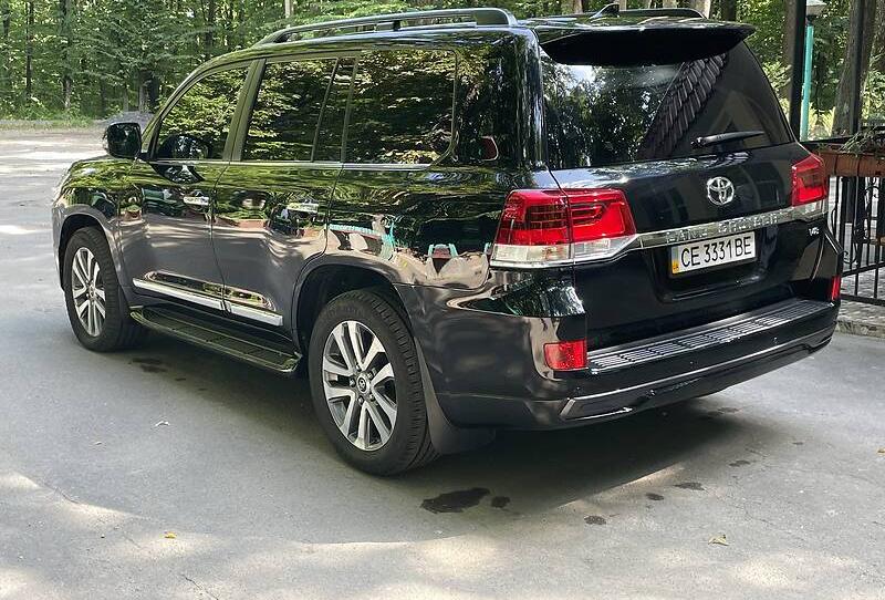 Toyota Land Cruiser 200 Oficiuna 2016
