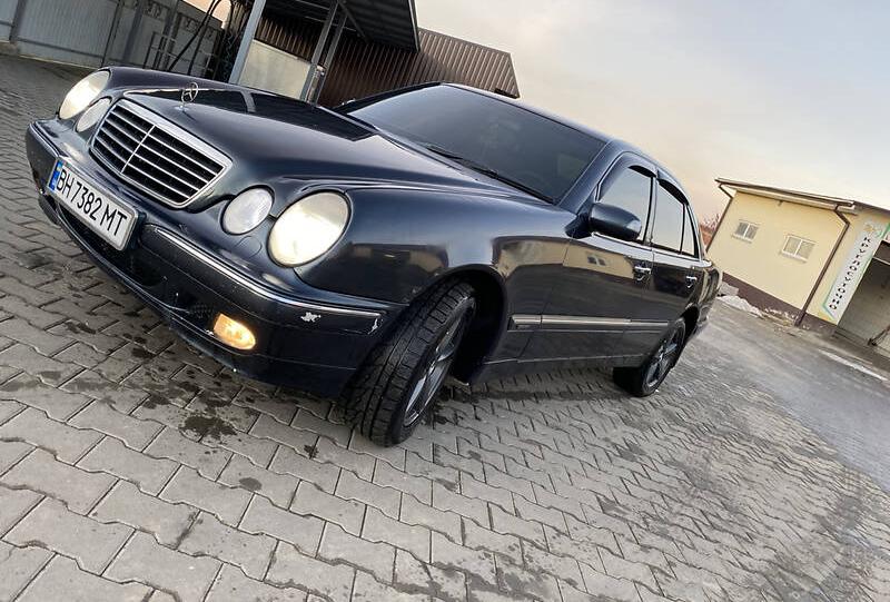 Mercedes-Benz E 220 2001