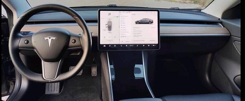 Tesla Model 3 Mid Range  2018