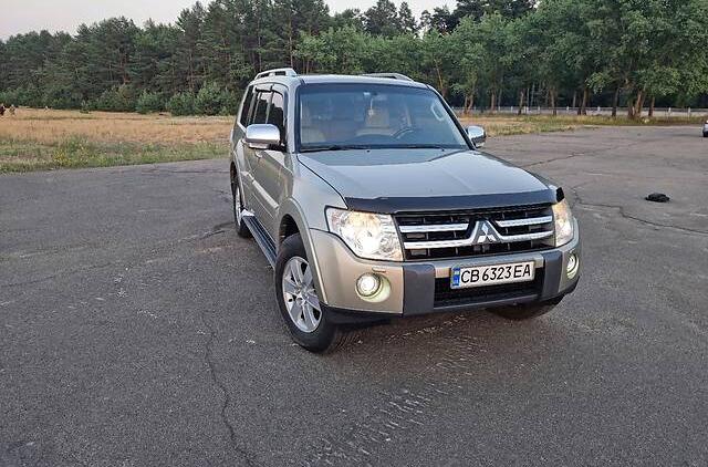 Mitsubishi Pajero Wagon 2008