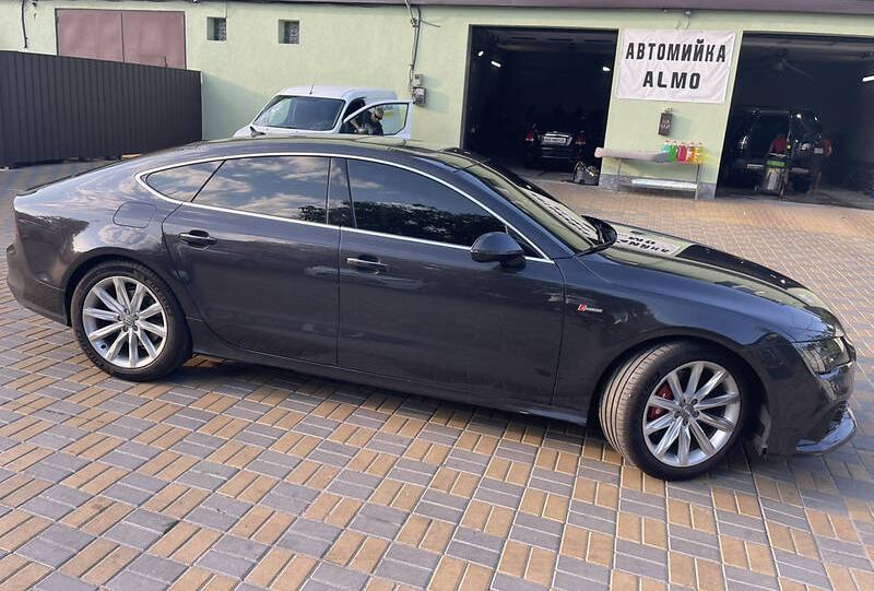 Audi A7 2012