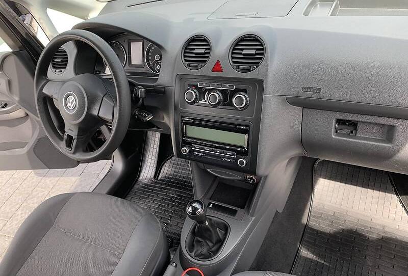 Volkswagen Caddy пасс. Maxi 7mest 2011