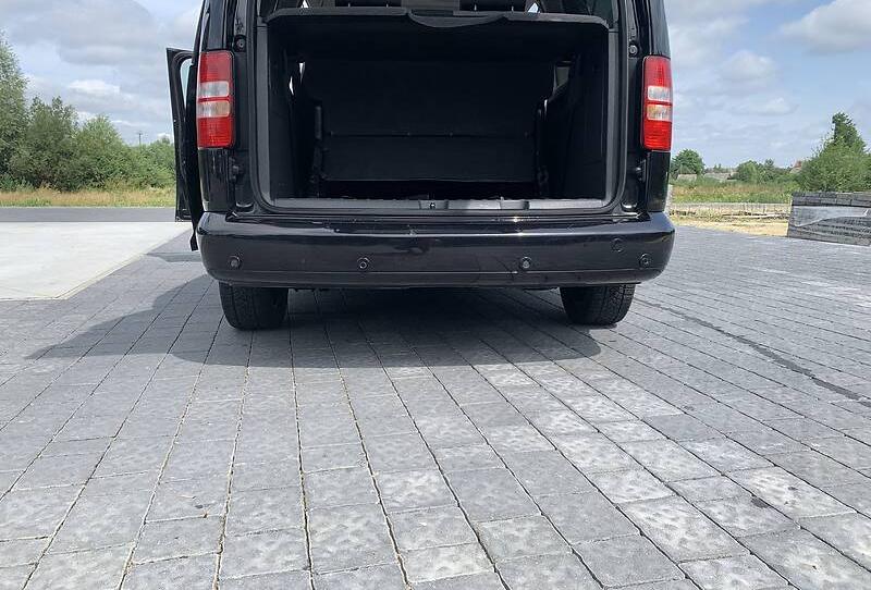 Volkswagen Caddy пасс. Maxi 7mest 2011