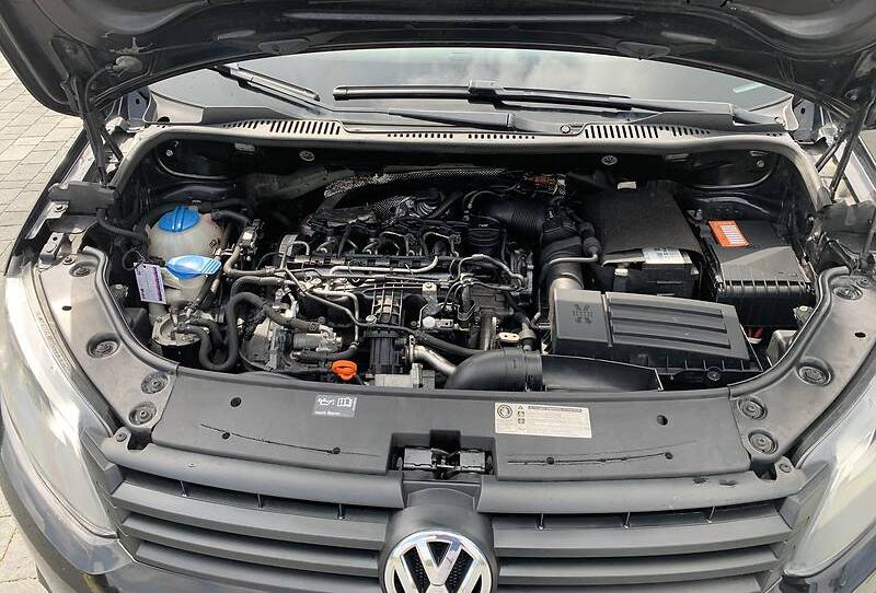 Volkswagen Caddy пасс. Maxi 7mest 2011