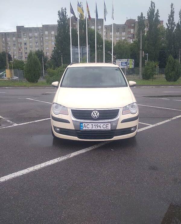 Volkswagen Touran 2009