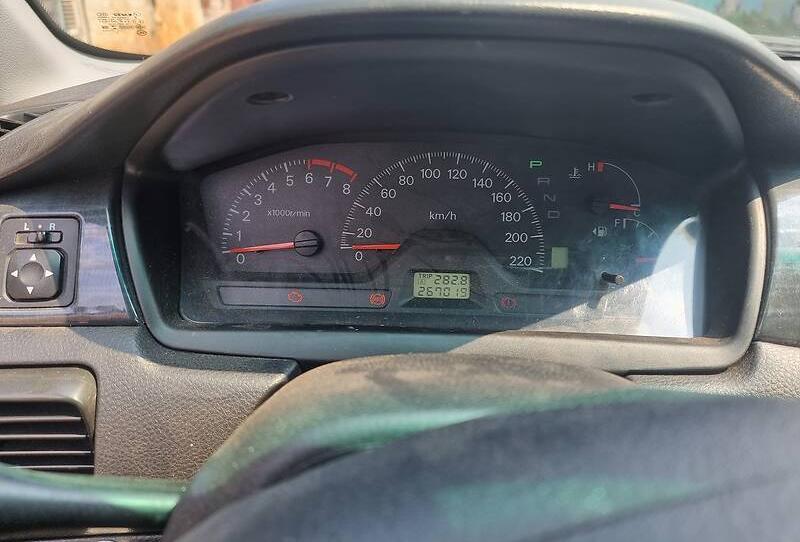 Mitsubishi Lancer 2004