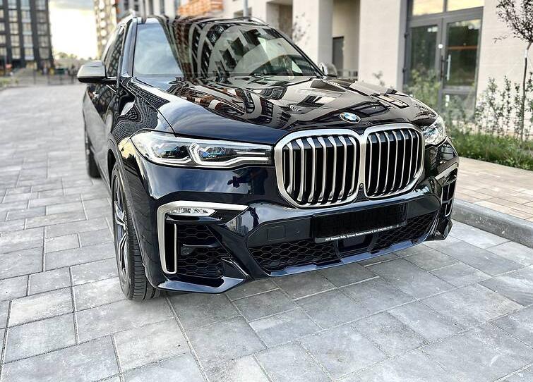 BMW X7 2020 M 50D 2019