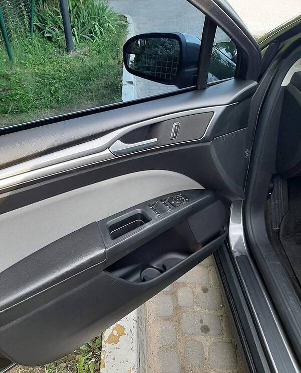 Ford Fusion 2016