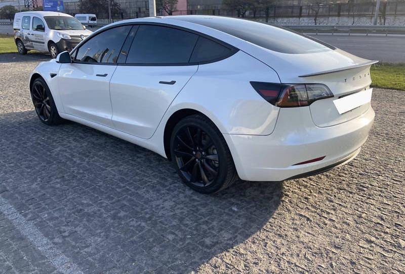 Tesla Model 3 2018