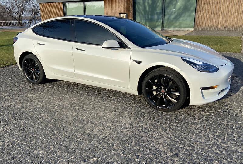 Tesla Model 3 2018