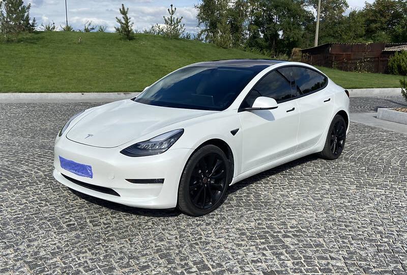 Tesla Model 3 2018