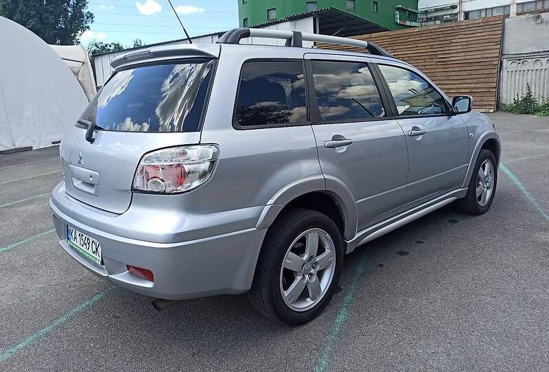 Mitsubishi Outlander AWD 2007