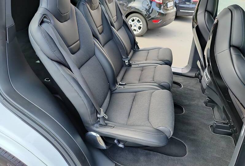Tesla Model X 75D 2017