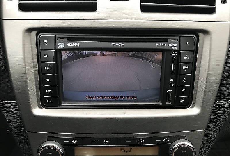 Toyota Avensis 2011