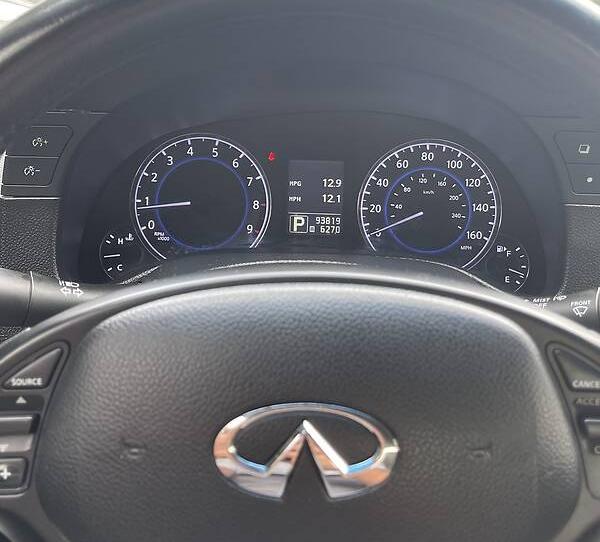 Infiniti G25 2012